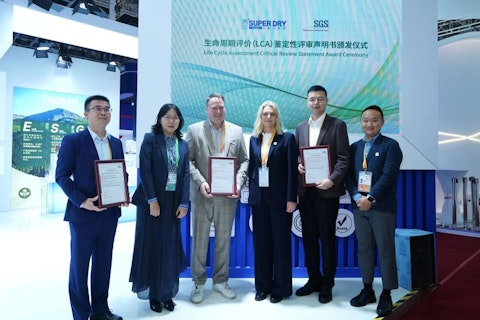 SGS为SUPER DRY干霸干燥剂颁发LCA鉴定性评审声明书,共建可持续供应链