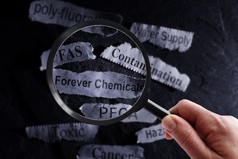 Words And Magnifying Glass SG07525