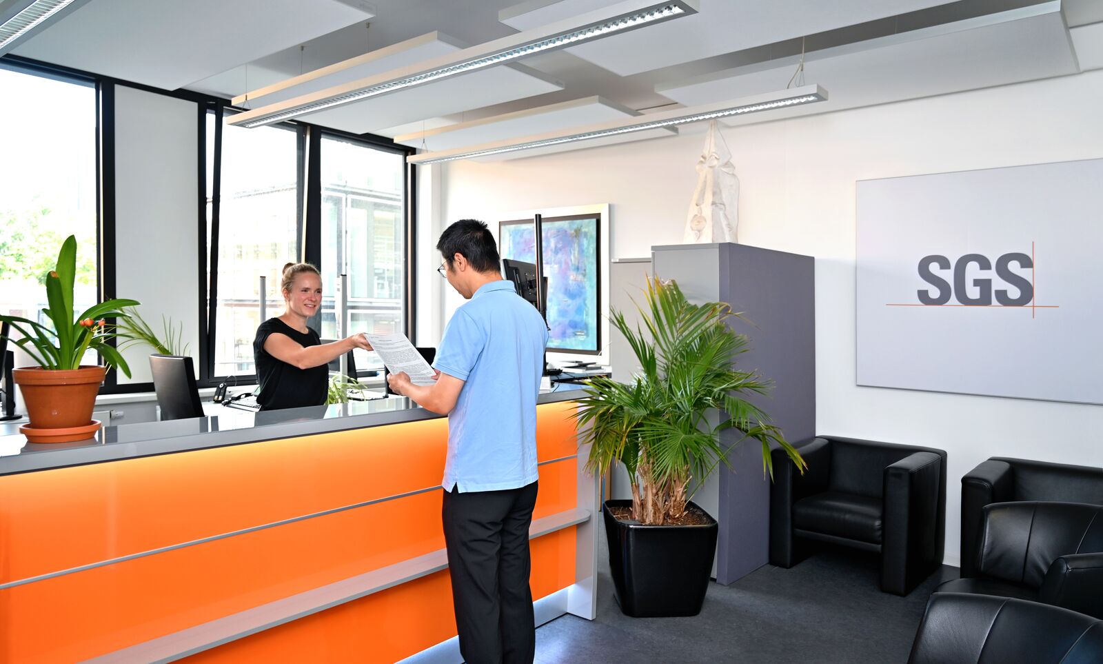 SGS  Institut Fresenius 化妆品分析测试实验室，德国汉堡