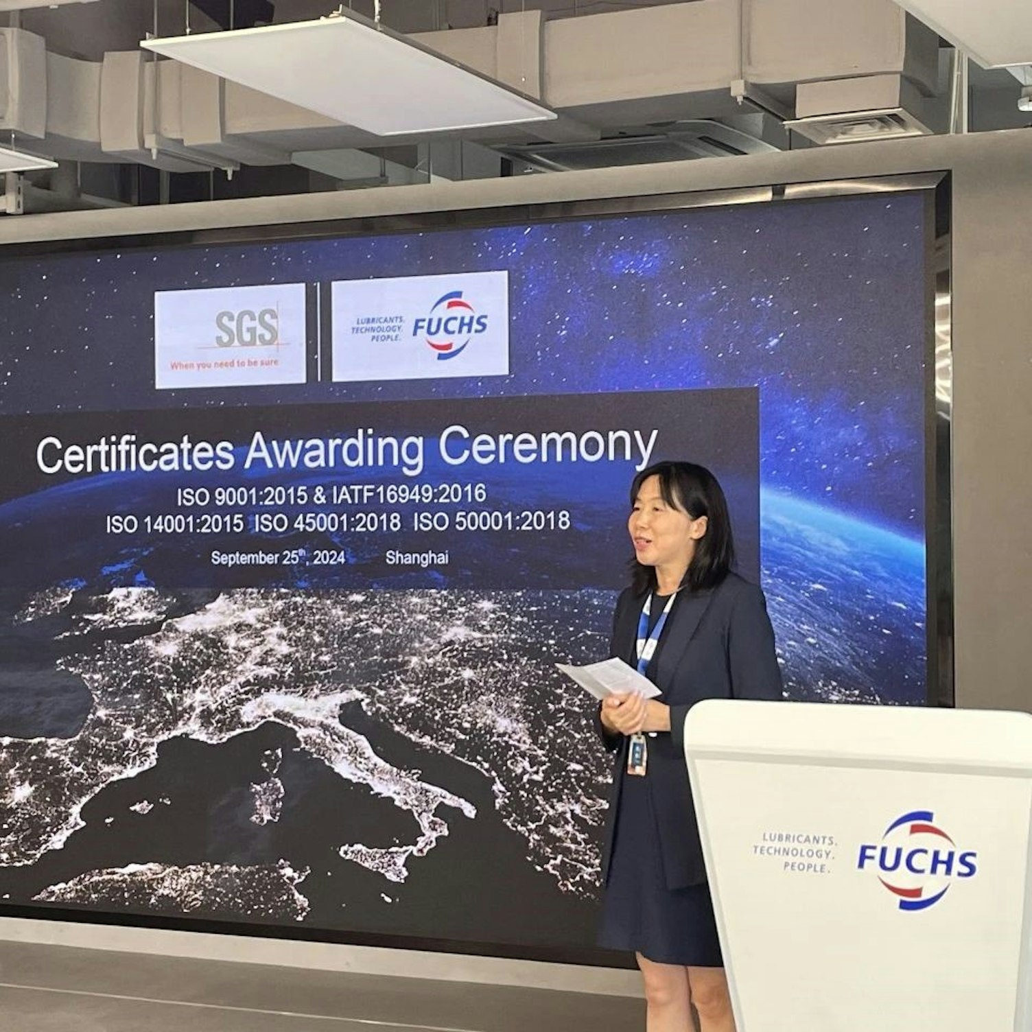 SGS为福斯中国颁发多体系认证证书