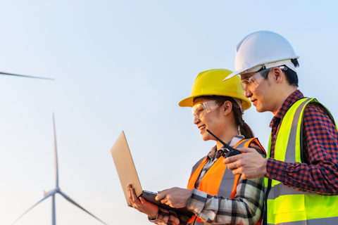 orig wind turbine inspection AdobeStock_415066668